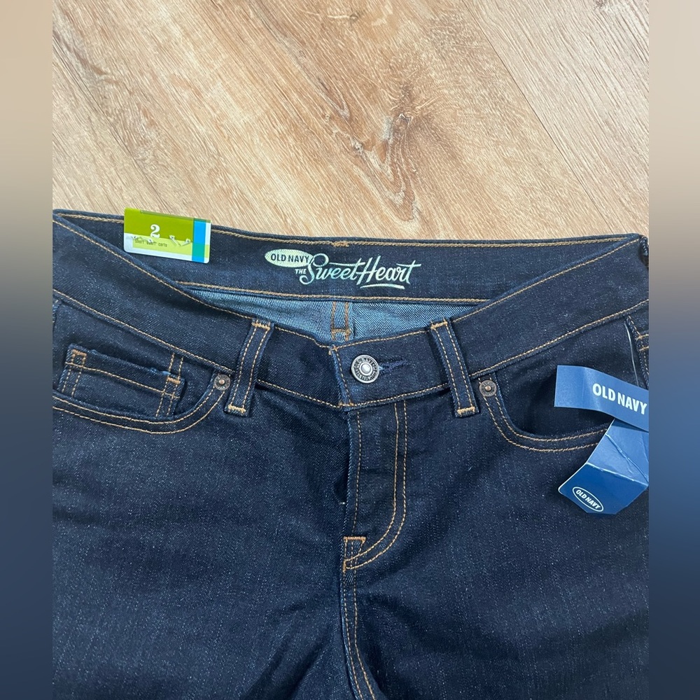 NWT - Old Navy Jeans - Picture 3 of 7